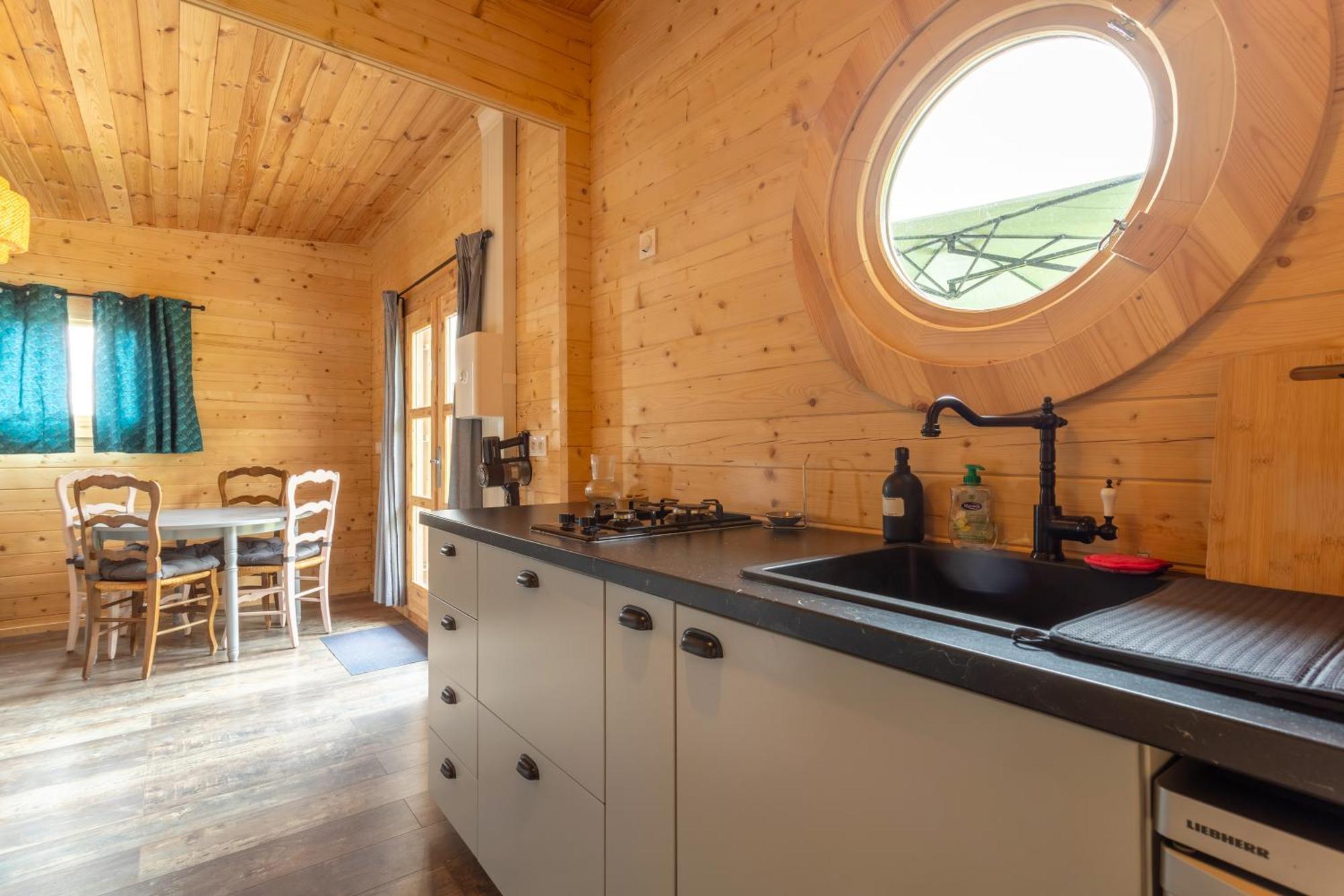 Chalet 4 Pers Landeleau 2Kms Canal Exterior foto